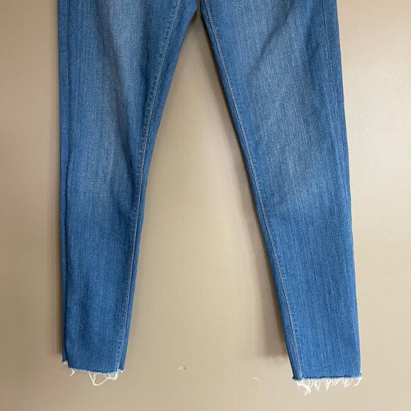 LOFT Skinny Jeans in Bright Mid Vintage Wash Mid Rise Chewed‎ Hem Blue Size 0/25 - Picture 6 of 16